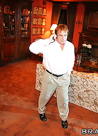 Yurizan Beltran Photo 3