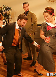 Monique Alexander Photo 6