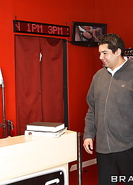 Jenaveve Jolie Photo 11