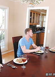 Candy Manson Photo 9