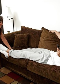 Sarah Bricks Photo 6