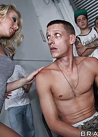 Shawna Lenee Photo 4