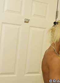 Rhylee Richards Photo 8