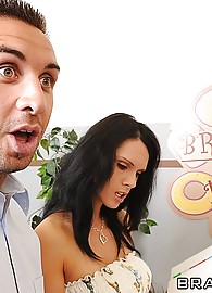 Brooklyn Bailey Photo 6