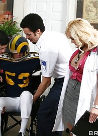 Shyla Stylez Photo 6