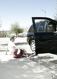 Victoria Valentino Photo 8