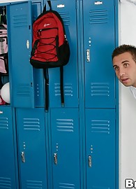 Carmen McCarthy Photo 6