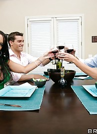 Savannah Stern Photo 9