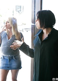 Harmony Rose Photo 8