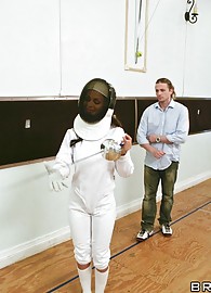 Angelina Valentine Photo 6