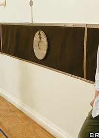 Angelina Valentine Photo 7