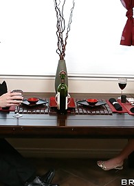 Kagney Linn Karter Photo 9