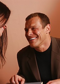 Daphne Rosen Photo 5