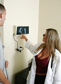 Kristal Summers Photo 3