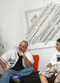 Shannon Kelly Photo 10