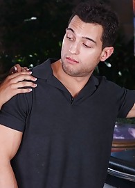 Suzanne Kelly Photo 7