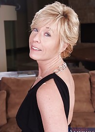 Chanel Carrera Photo 1