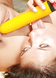 Suzie Diamond Photo 13