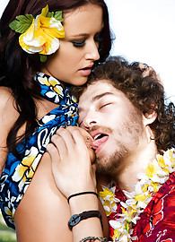 Alexis Grace Photo 2