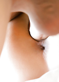 Ariella Ferrera Photo 8