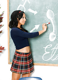 Veronique Vega Photo 1