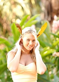 Alison Angel Photo 15