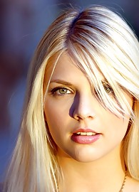 Jana Jordan Photo 15