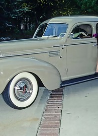 Dita Von Teese Photo 9