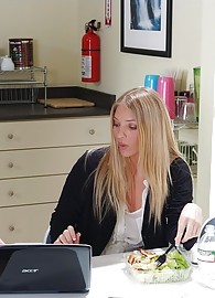 Jordan Kingsley Photo 7