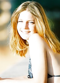 Alicia Angel Photo 15