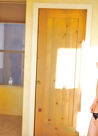 Aimee Addison Photo 7