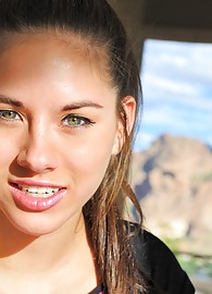 Shyla Jennings Photo 7