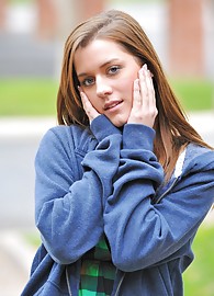 Hayley Hanes Photo 8