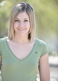 Stephanie Sage Photo 1