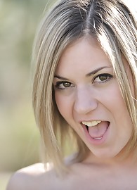 Stephanie Sage Photo 5