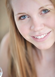 Lily Lovejoy Photo 3