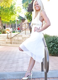 Tiffany Alexis Photo 7