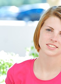 Aubrey Belle Photo 1