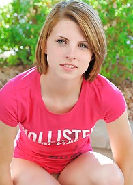 Aubrey Belle Photo 5