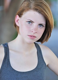 Aubrey Belle Photo 1