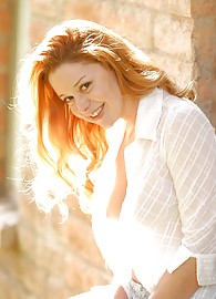 Holly Morgan Photo 13