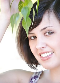 Brooke Adams Photo 7