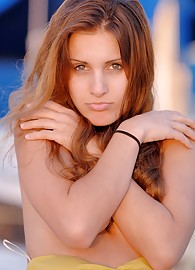 Andie Valentino Photo 15