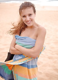Andie Valentino Photo 6