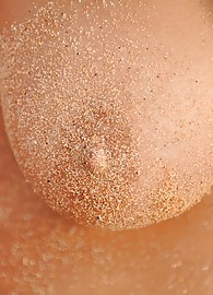 Andie Valentino Photo 9