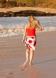 Alison Angel Photo 15