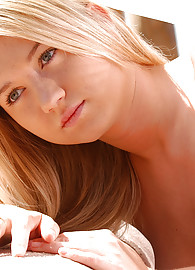 Alison Angel Photo 15