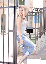 Alison Angel Photo 2