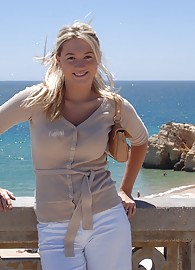 Alison Angel Photo 15