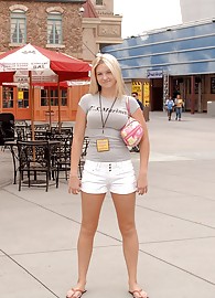 Alison Angel Photo 7